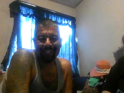 ElMasChingonMX online show from 10-13-25, 05:24