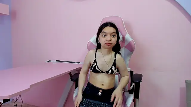 CharlotteMuller online show from 12-03-25, 07:56