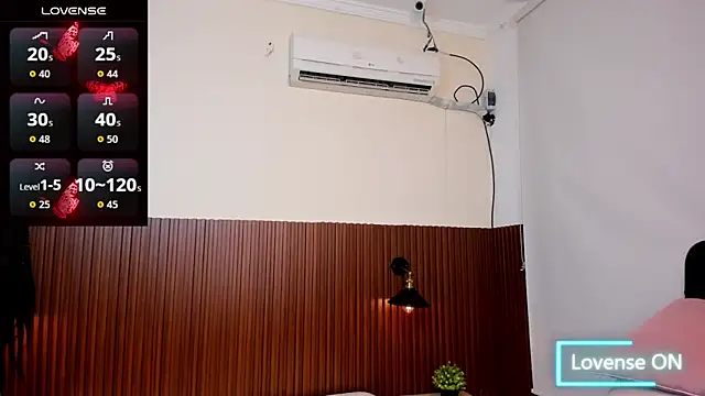 chanel brunette online show from 10-06-25, 07:22