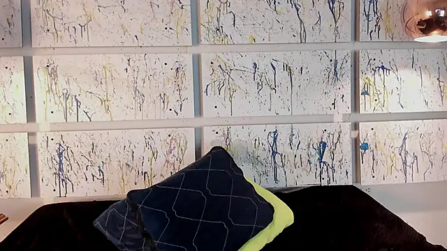 Snapshot of Biiancacox chatting on 01-25-25, 04:34 Biiancacox online show from 01-25-25, 04:34