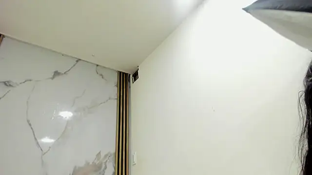 Snapshot of Biiancacox chatting on 11-28-25, 02:36 Biiancacox online show from 11-28-25, 02:36