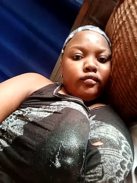 queennapal online show from 03-11-26, 04:18