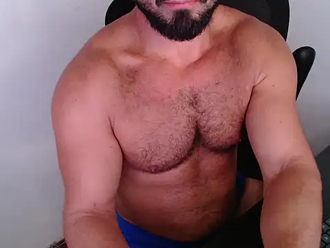 Snapshot of TopDaddy23 chatting on 04-18-26, 07:07 TopDaddy23 online show from 04-18-26, 07:07