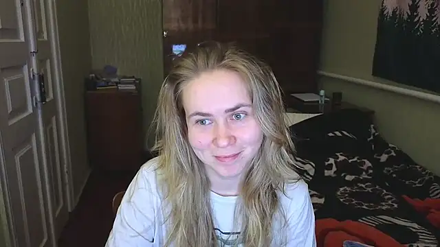 Riley Roo online show from 12-10-24, 08:16