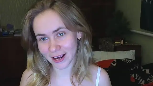 Riley Roo online show from 12-15-24, 08:47