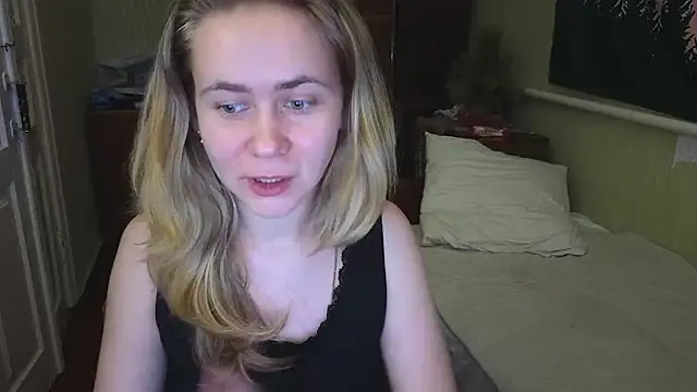 Riley Roo online show from 01-26-25, 05:23