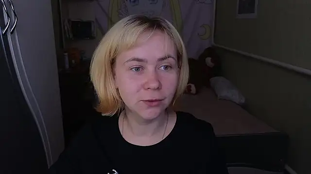 Riley Roo online show from 04-03-26, 08:45