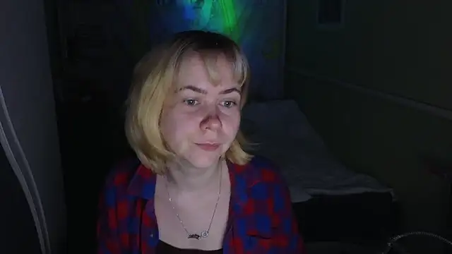 Riley Roo online show from 04-12-26, 03:44