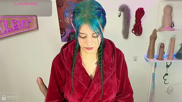 Snapshot of Violet-Queen chatting on 03-07-25, 03:40 Violet-Queen online show from 03-07-25, 03:40