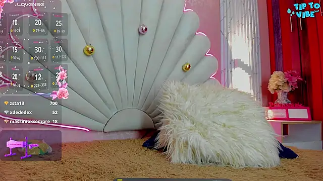 Sophia smith0 online show from 12-05-24, 12:41