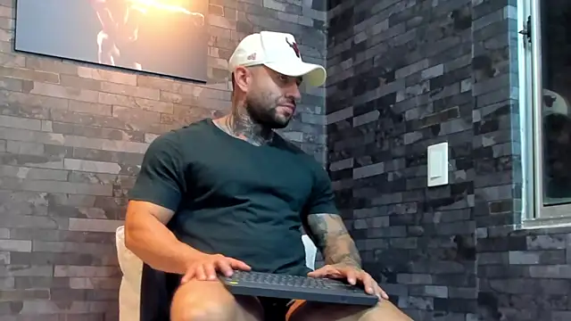 BruceDallas online show from 02-03-26, 02:53