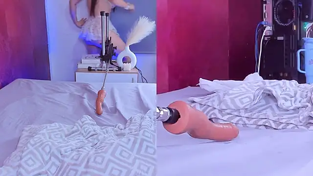 Snapshot of sarasmith85 chatting on 02-12-25, 05:26 sarasmith85 online show from 02-12-25, 05:26