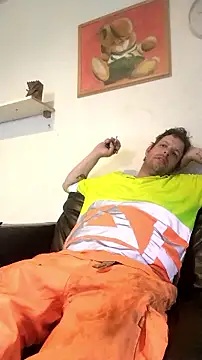 Knuffelstaaf123 online show from 04-08-26, 01:00