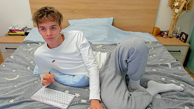 Fandi 777 online show from 12-10-24, 08:08