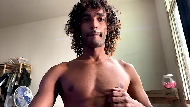 gerson173Hugo online show from 02-07-26, 01:48