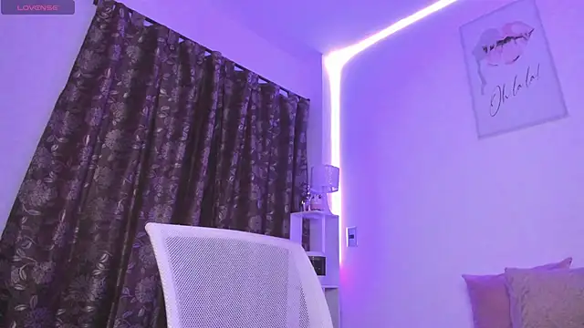 Snapshot of isabela-duran chatting on 01-20-25, 11:43 isabela-duran online show from 01-20-25, 11:43