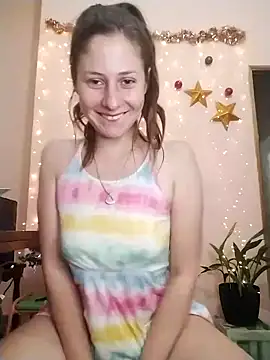 lucecitafantasy2 online show from 12-20-24, 11:05