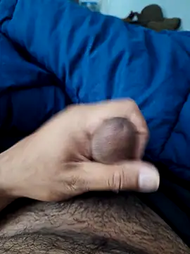 Snapshot of bobyyboyy1 chatting on 10-15-25, 07:36 bobyyboyy1 online show from 10-15-25, 07:36