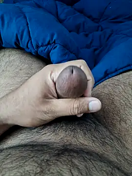 Snapshot of bobyyboyy1 chatting on 10-19-25, 05:30 bobyyboyy1 online show from 10-19-25, 05:30