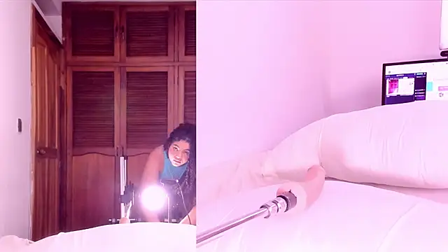 Snapshot of Exotic_Ambar chatting on 01-14-25, 11:16 Exotic Ambar online show from 01-14-25, 11:16