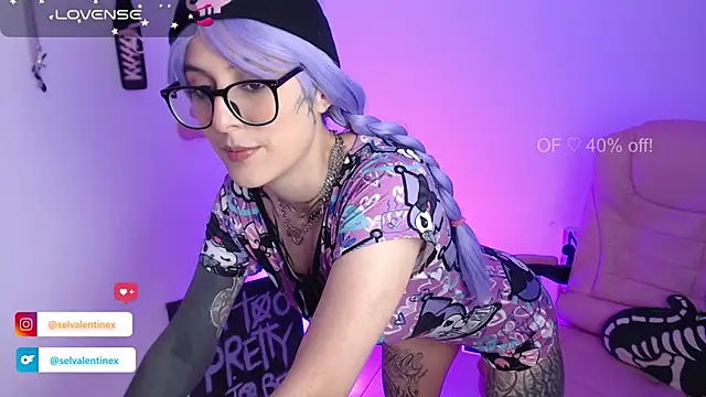 Snapshot of selvalentinex chatting on 11-07-25, 01:05 selvalentinex online show from 11-07-25, 01:05