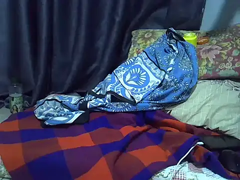 Snapshot of Amberay1 chatting on 01-29-25, 04:19 Amberay1 online show from 01-29-25, 04:19