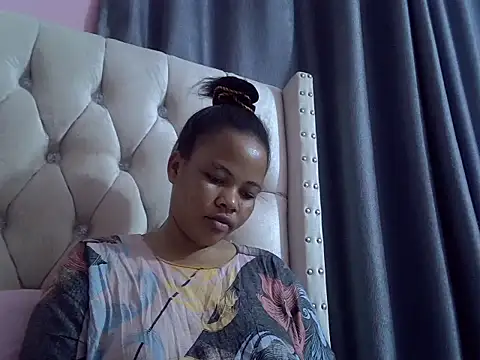 Snapshot of Amberay1 chatting on 09-12-25, 02:55 Amberay1 online show from 09-12-25, 02:55