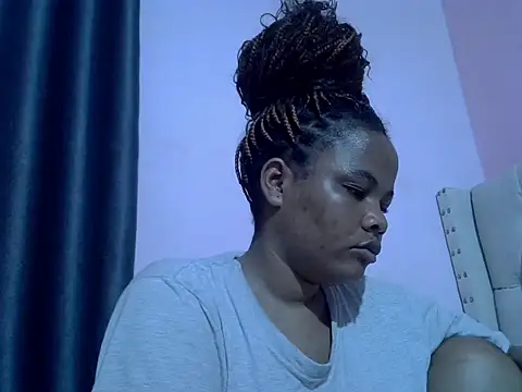 Snapshot of Amberay1 chatting on 10-14-25, 12:44 Amberay1 online show from 10-14-25, 12:44