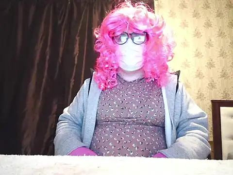 Crossdresser Elena online show from 06-18-26, 06:56