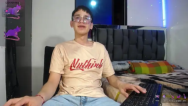 Snapshot of Mr_daren_ chatting on 01-31-25, 09:05 Mr daren online show from 01-31-25, 09:05