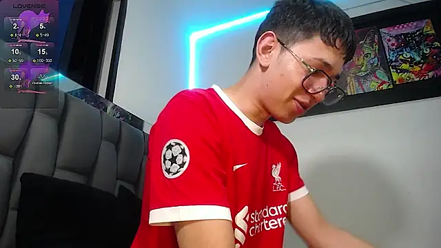 Snapshot of Mr_daren_ chatting on 02-02-25, 12:09 Mr daren online show from 02-02-25, 12:09