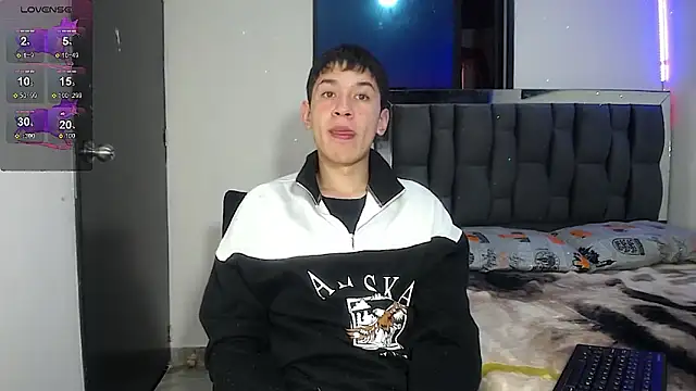 Snapshot of Mr_daren_ chatting on 03-04-25, 05:56 Mr daren online show from 03-04-25, 05:56