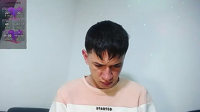 Snapshot of Mr_daren_ chatting on 03-07-25, 12:04 Mr daren online show from 03-07-25, 12:04