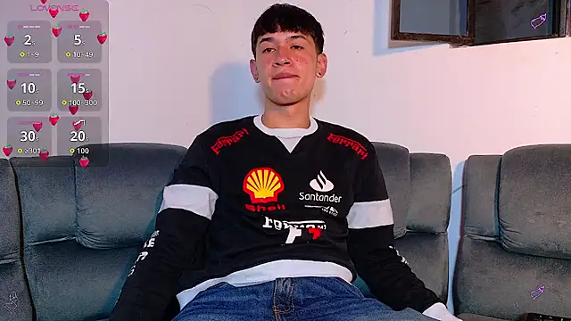 Snapshot of Mr_daren_ chatting on 09-29-25, 04:56 Mr daren online show from 09-29-25, 04:56