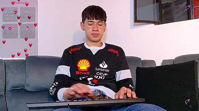 Snapshot of Mr_daren_ chatting on 10-07-25, 05:10 Mr daren online show from 10-07-25, 05:10