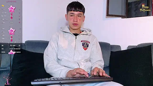 Snapshot of Mr_daren_ chatting on 10-23-25, 05:12 Mr daren online show from 10-23-25, 05:12