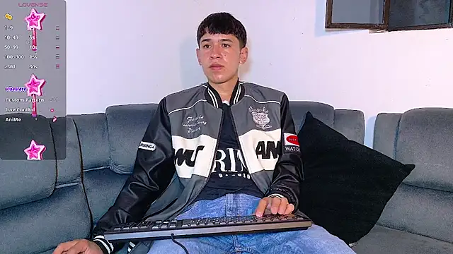 Snapshot of Mr_daren_ chatting on 11-12-25, 07:13 Mr daren online show from 11-12-25, 07:13