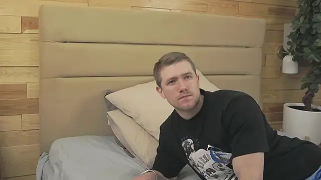 EthanPinkman online show from 11-07-25, 04:34