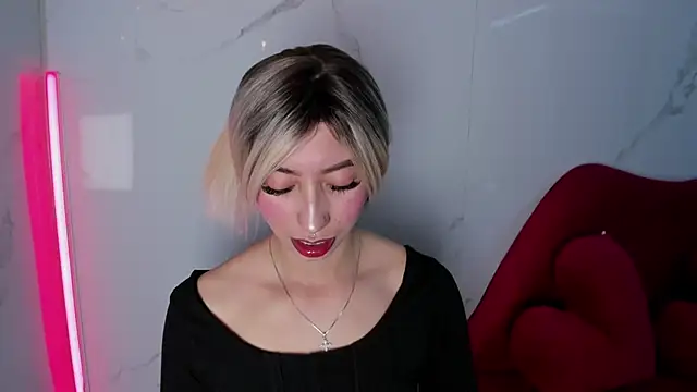 LilithCooperr  online show from 09-25-25, 10:57