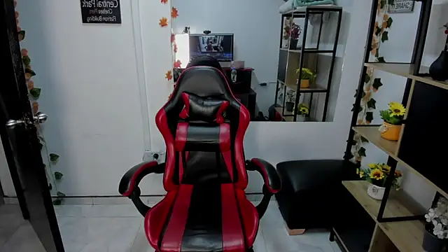 LilithCooperr  online show from 12-16-25, 10:26