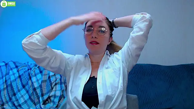 Sweet   Amelia online show from 10-16-25, 03:35