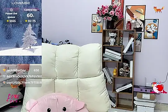  LLisa  online show from 02-13-25, 01:08