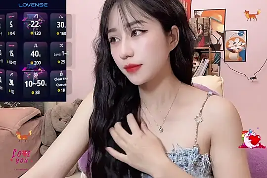  LLisa  online show from 03-09-25, 05:49