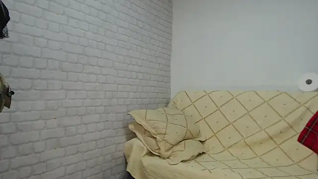 EmmaSquirt online show from 12-14-24, 09:45