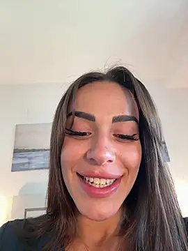 Snapshot of Alisa-Marie chatting on 03-22-25, 11:11 Alisa-Marie online show from 03-22-25, 11:11