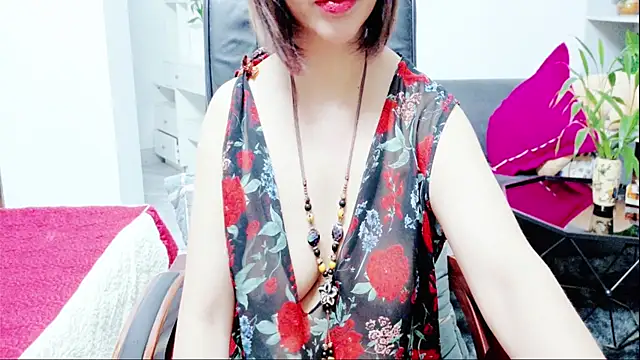 Snapshot of Miu-Le chatting on 07-08-26, 09:25 Miu-Le online show from 07-08-26, 09:25