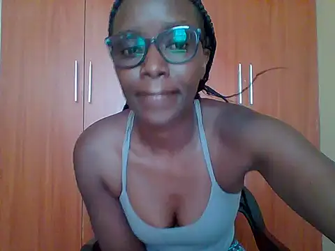 Snapshot of sexy_darleen23 chatting on 02-19-26, 12:12 sexy darleen23 online show from 02-19-26, 12:12