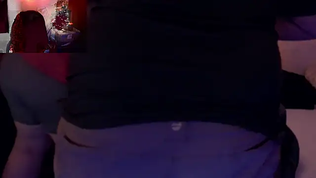 Snapshot of DreamCadian chatting on 02-03-25, 04:57 DreamCadian online show from 02-03-25, 04:57