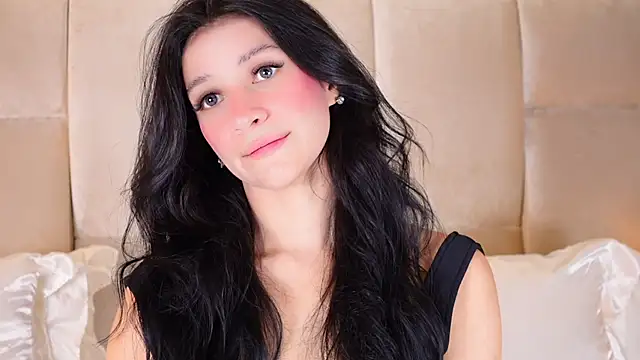 KiraKayleigh1 online show from 09-13-25, 12:32