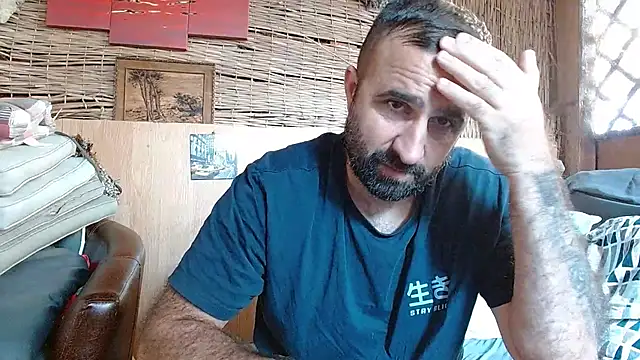 Snapshot of ivat80 chatting on 07-16-26, 05:57 ivat80 online show from 07-16-26, 05:57